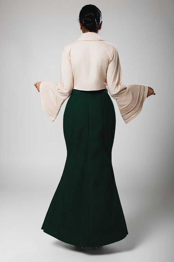 Avani — back