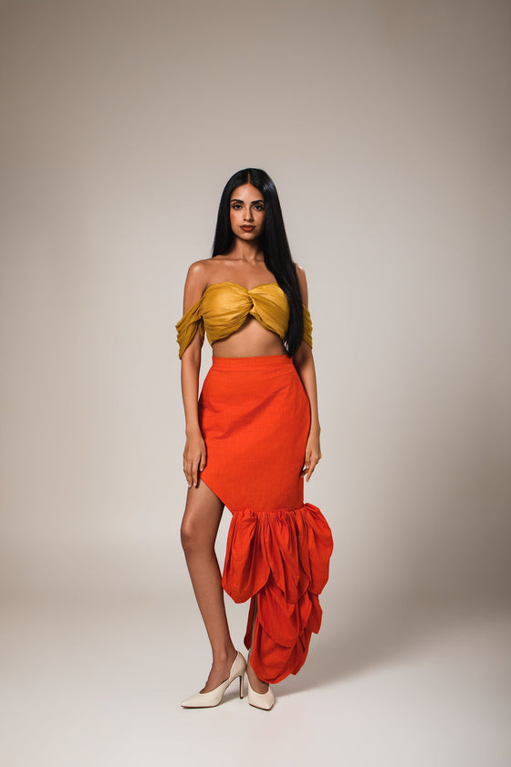 Suhana — front, full length
